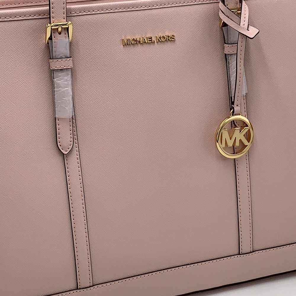 MICHAEL KORS POWDER BLUSH COLOR 
Jet Set Travel Large Logo Tote Bag - Picture 11 of 15